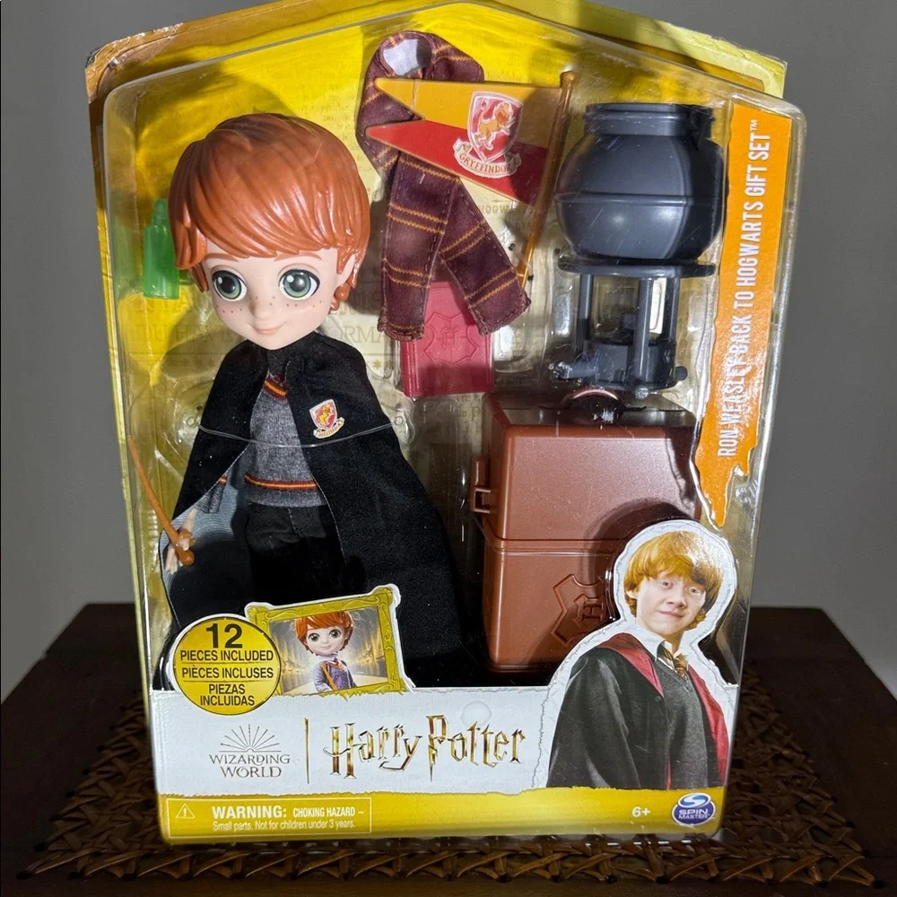 Harry Potter Ron Weasley Gift Set - Black and Brown - Picture 1 of 7